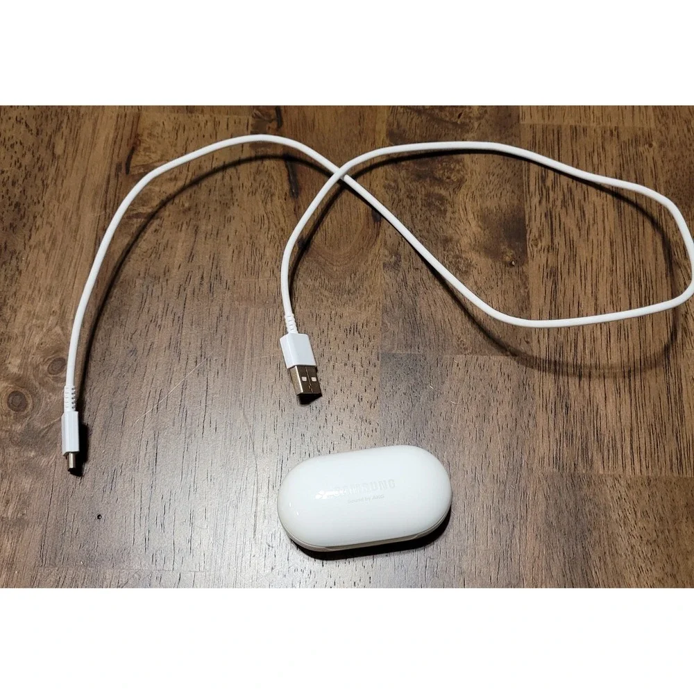 Samsung Galaxy Buds Plus SM R175 White Wireless Earbuds Charging Case Cable